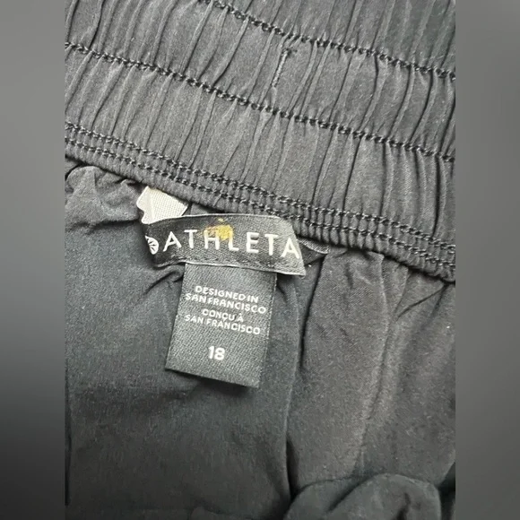 Athleta Arrival Skirt - Picture 3 of 16